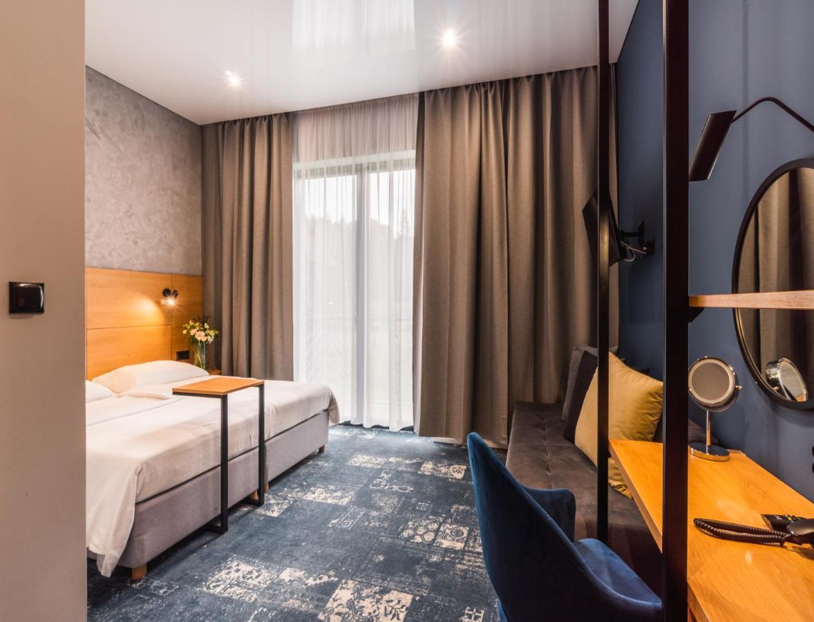 Carynska Resort & Spa ลูโตวิสกา ภายนอก รูปภาพ