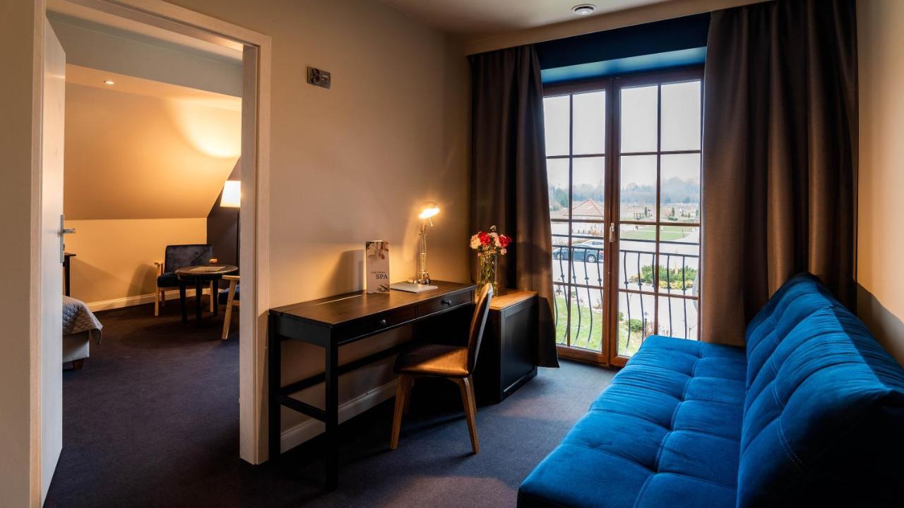 Carynska Resort & Spa ลูโตวิสกา ภายนอก รูปภาพ
